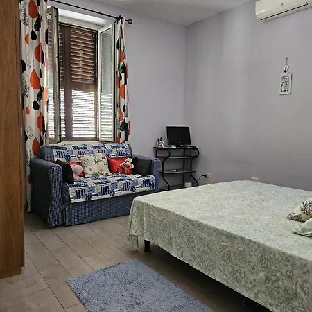 Guest house Stanza Flora Rome